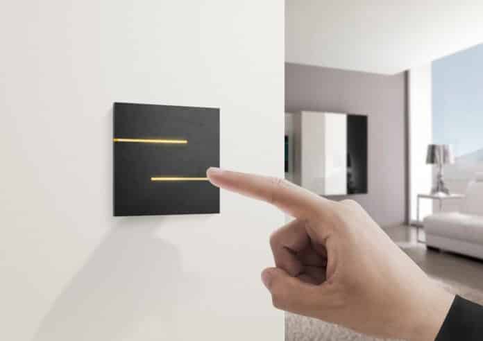CJC Systems – intelligent touch switch “Lucia” CJC Systems – intelligent touch switch “Lucia”